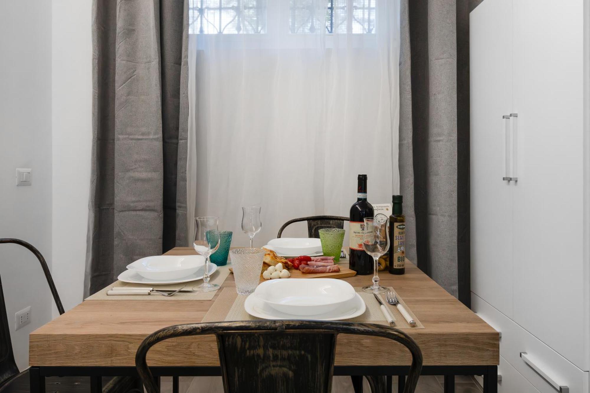 Appartement Fondazione Prada-navigli 15 Minutes To Duomo By Metro Milan